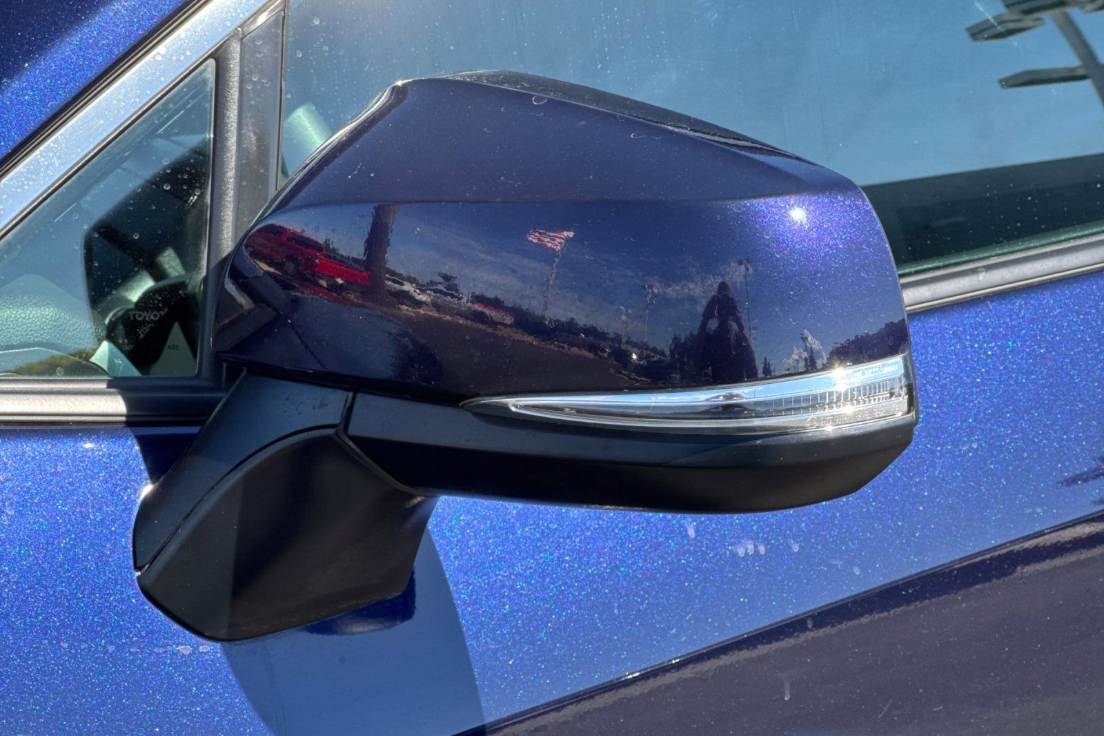 Used 2021 Toyota RAV4 XLE Premium w/ Carpet Mat Package (TMS) image 48