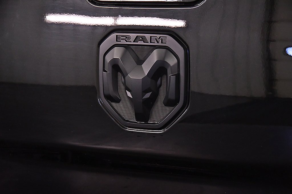 Used 2022 RAM 3500 Limited image 11