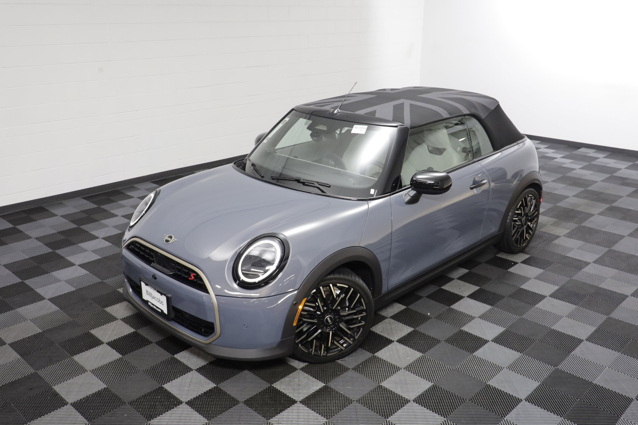 Certified 2025 MINI Cooper S FWD image 2