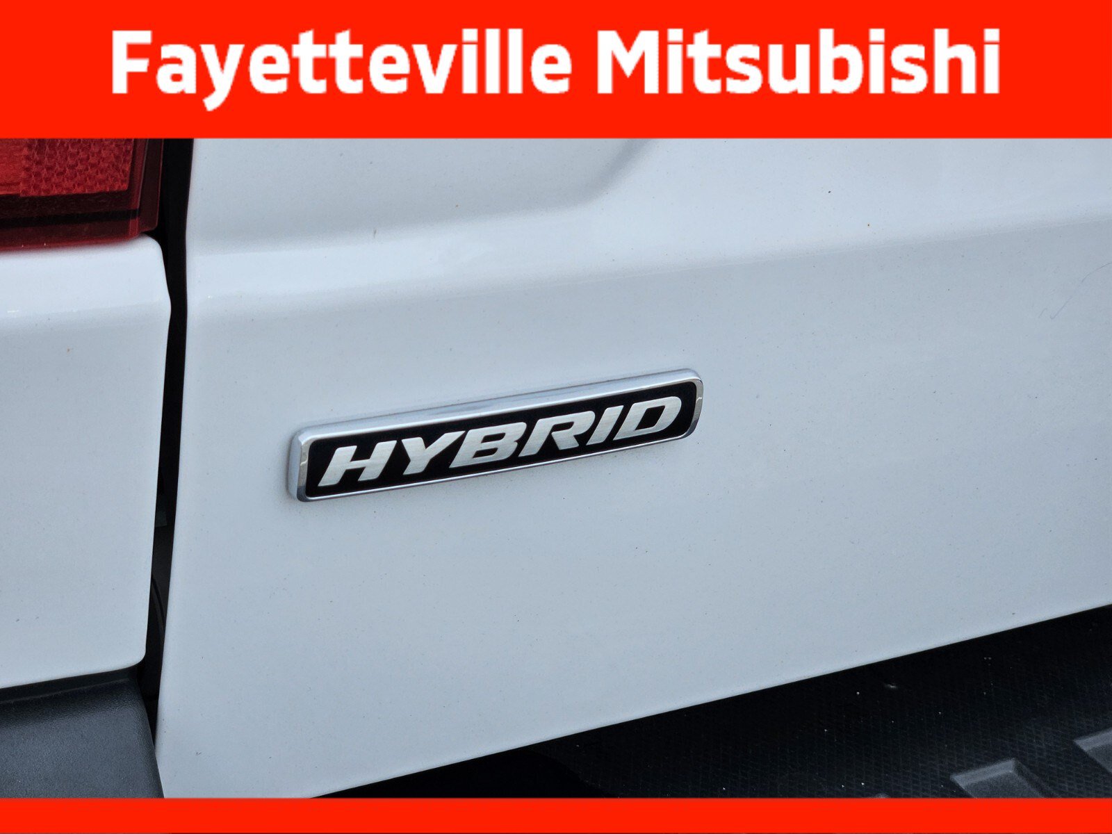 Used 2022 Ford Maverick Lariat w/ Lariat Luxury Package FWD image 16
