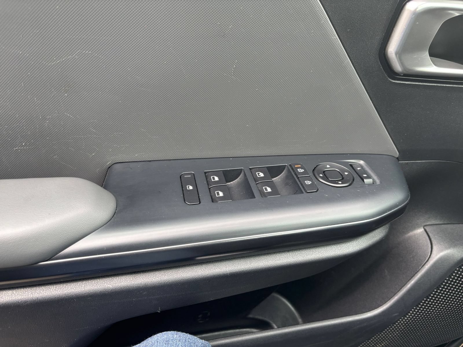 Used 2025 Kia K4 FWD image 18