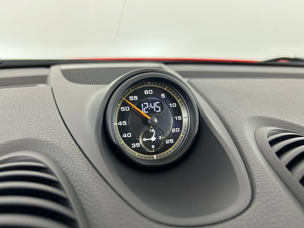 Certified 2020 Porsche 718 Cayman GT4 RWD image 25