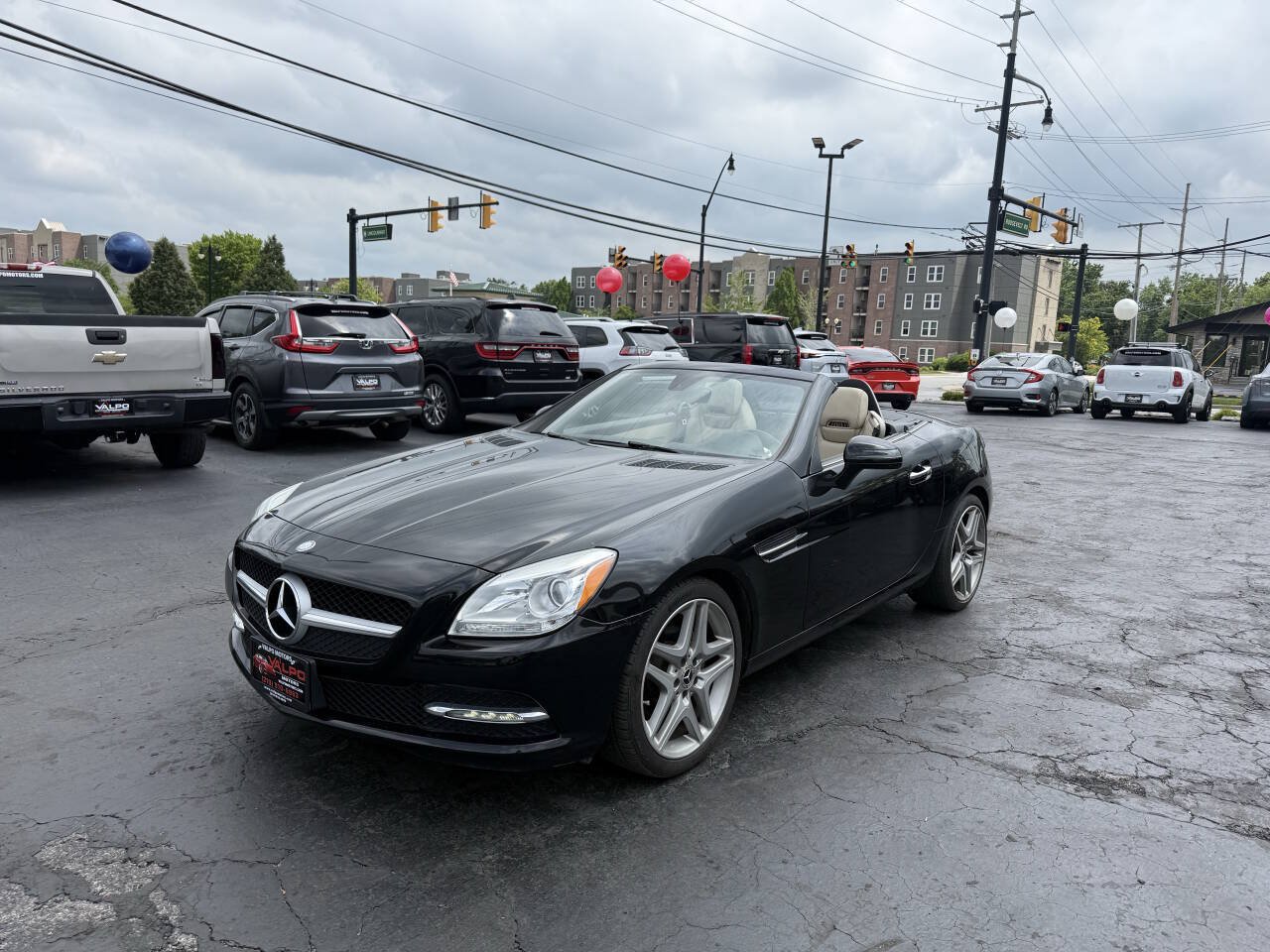 Used 2015 Mercedes-Benz SLK 250 w/ Premium Package image 3