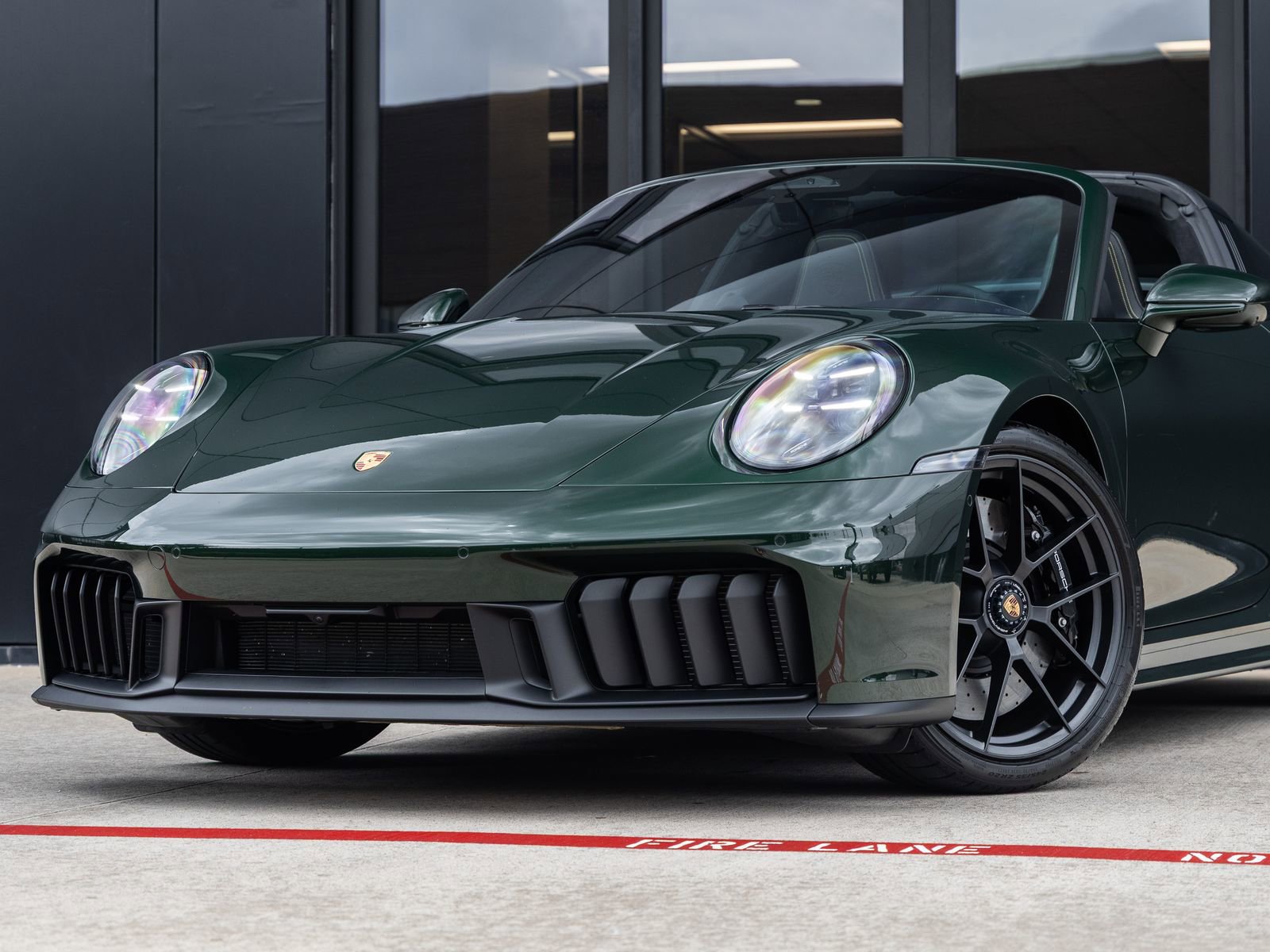 Used 2026 Porsche 911 Targa 4 GTS AWD/4WD image 7