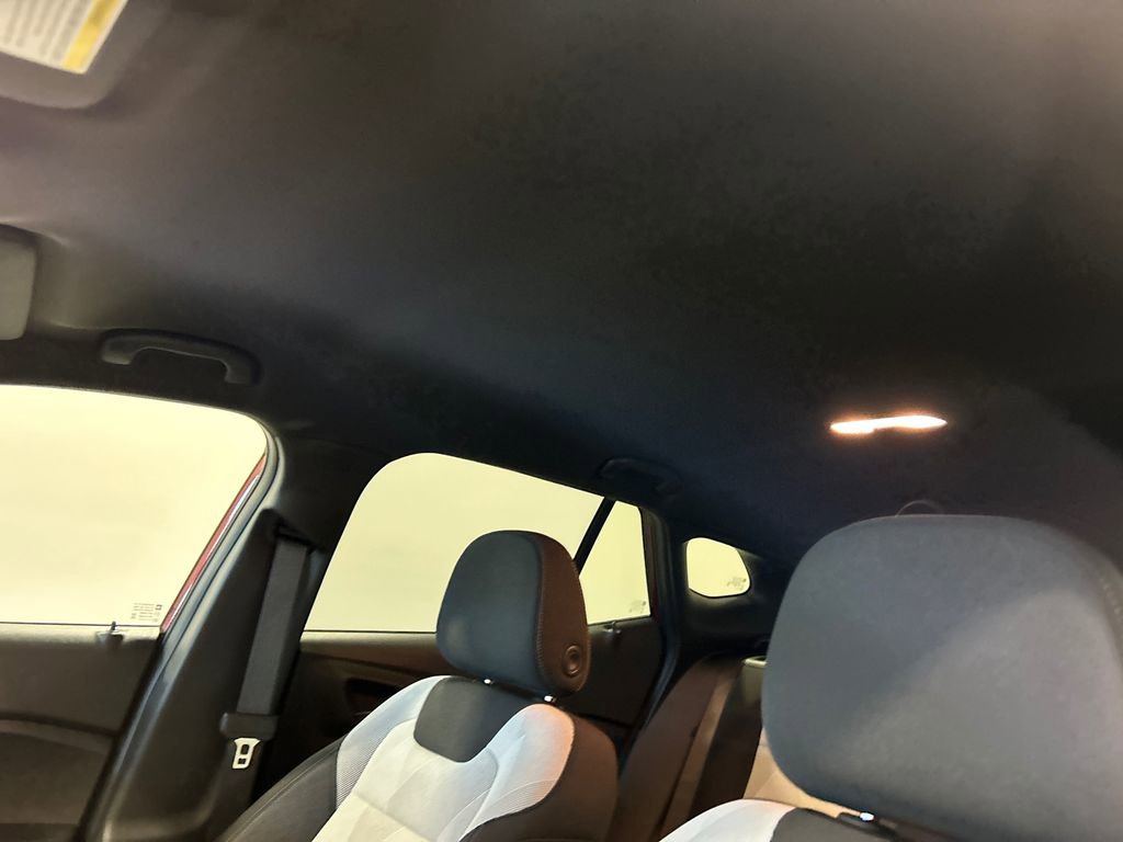 Used 2024 Chevrolet Trax RS w/ Driver Confidence Package image 26