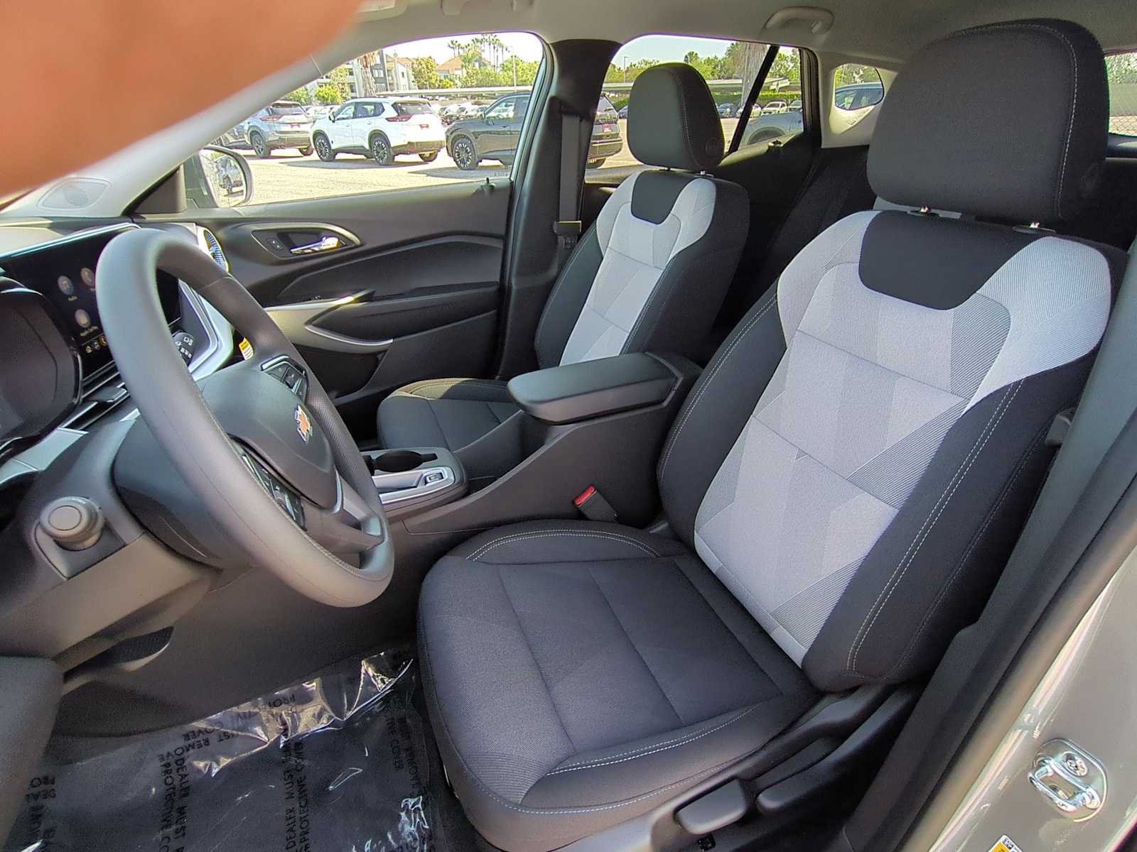New 2026 Chevrolet Trax LS FWD image 22