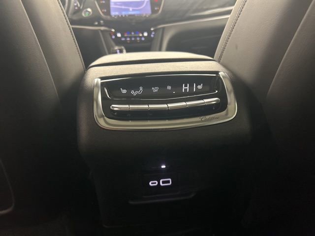 Used 2024 Cadillac XT6 Premium Luxury image 28