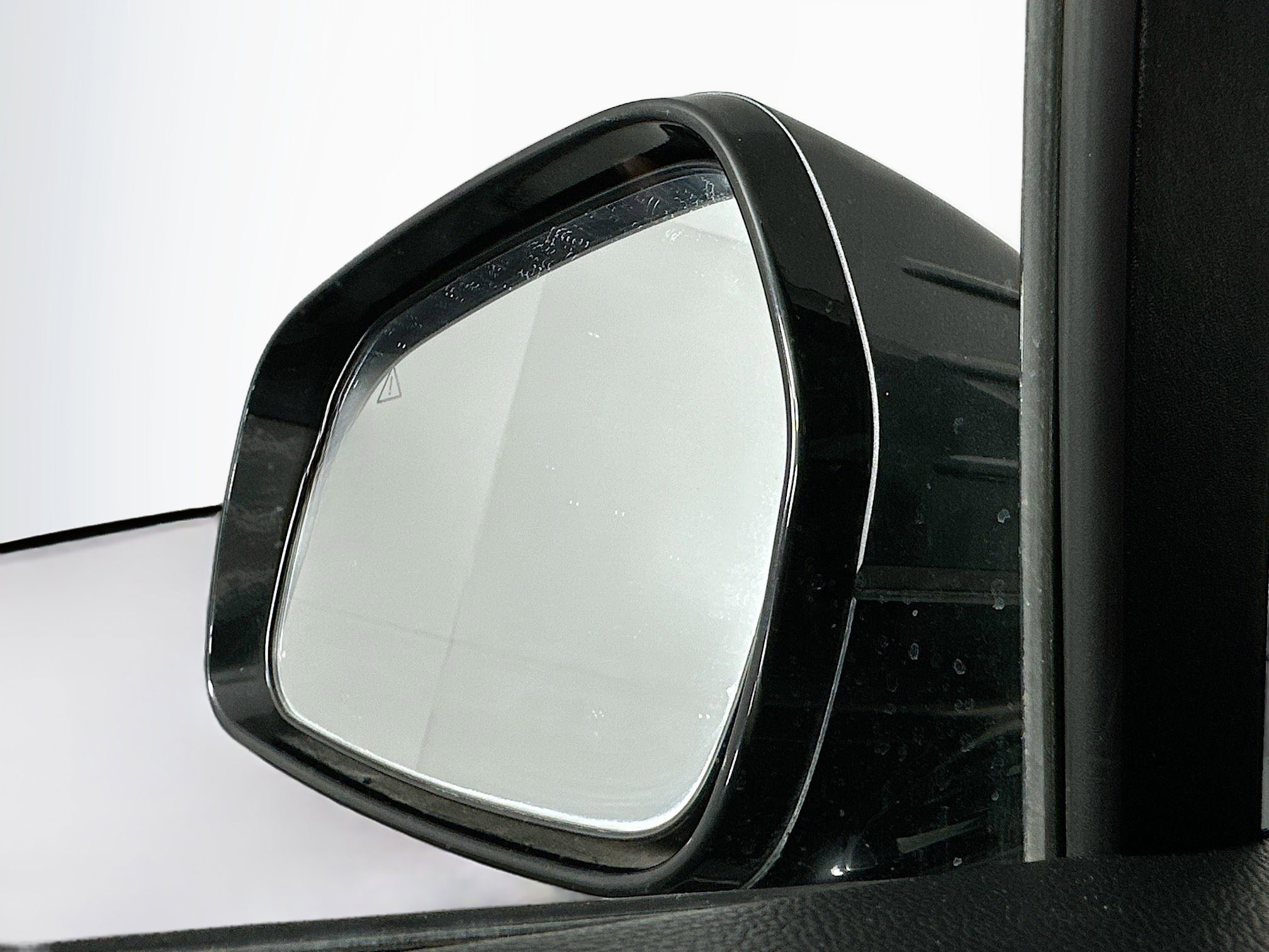 Used 2024 Kia Sorento S image 16