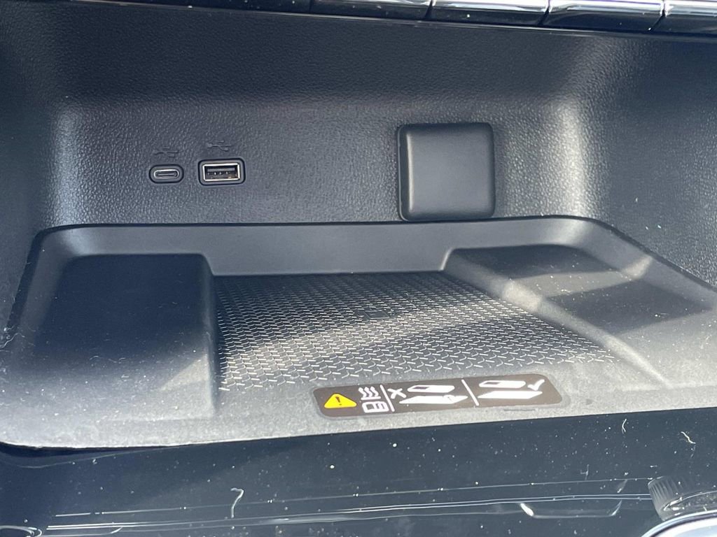 New 2026 Chevrolet Traverse RS image 27