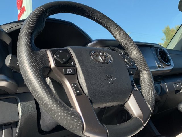 Used 2023 Toyota Tacoma SR5 w/ Technology Package AWD/4WD image 19