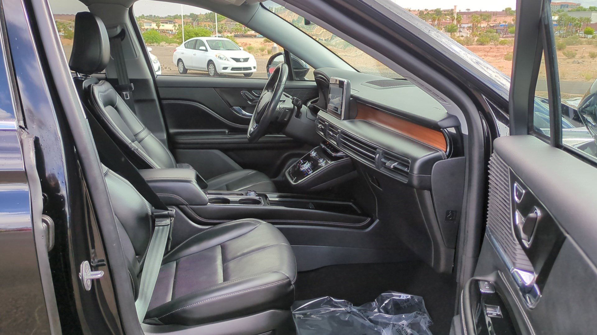 Used 2022 Lincoln Corsair Reserve FWD image 32