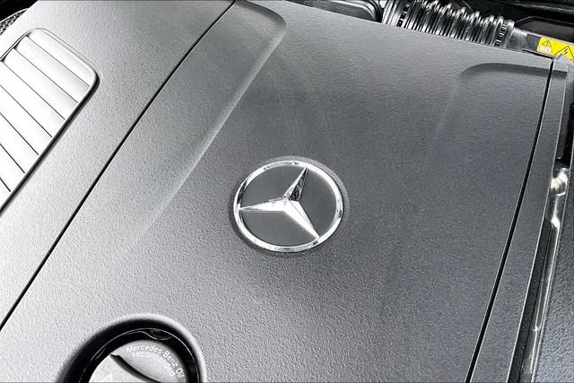 Used 2025 Mercedes-Benz C 300 4MATIC Sedan image 34