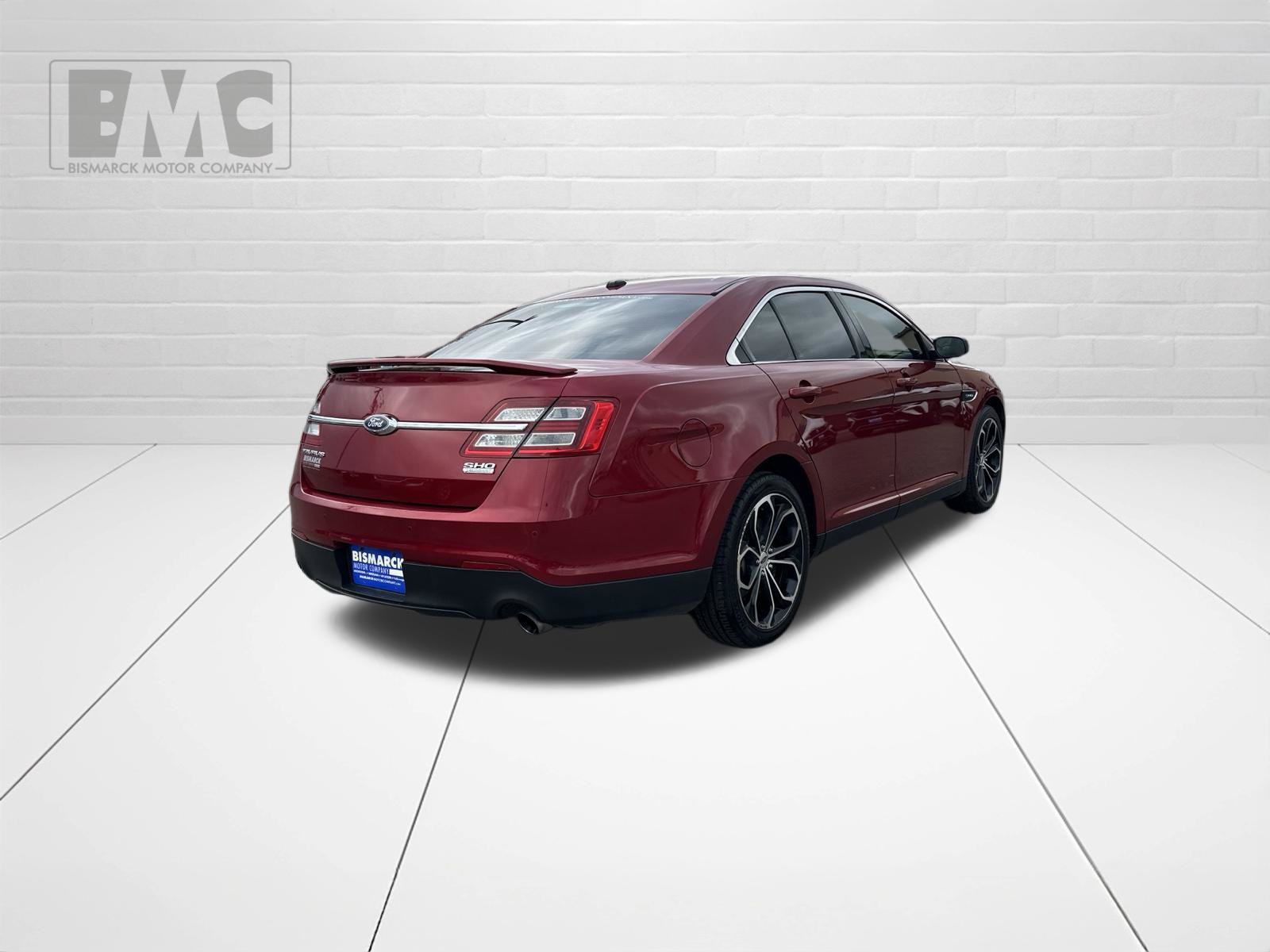 Used 2015 Ford Taurus SHO w/ Equipment Group 401A AWD/4WD image 3