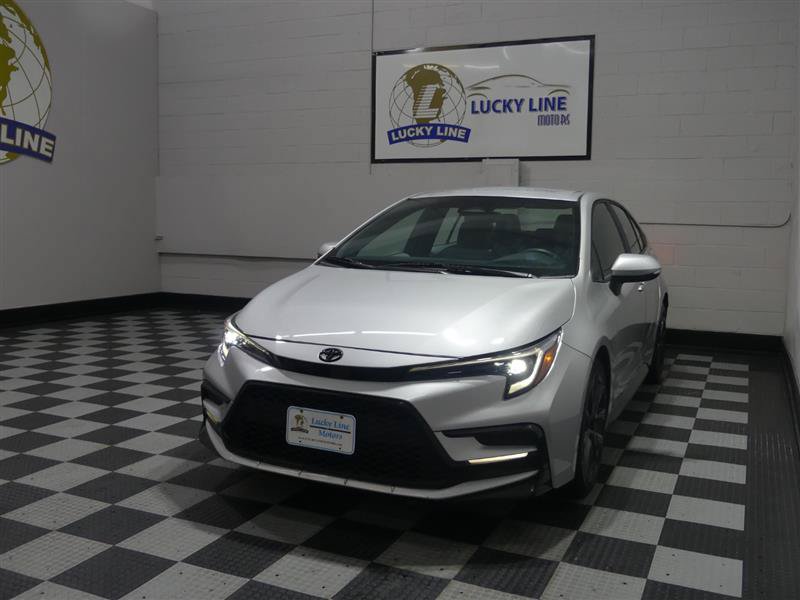 Used 2024 Toyota Corolla SE FWD image 4