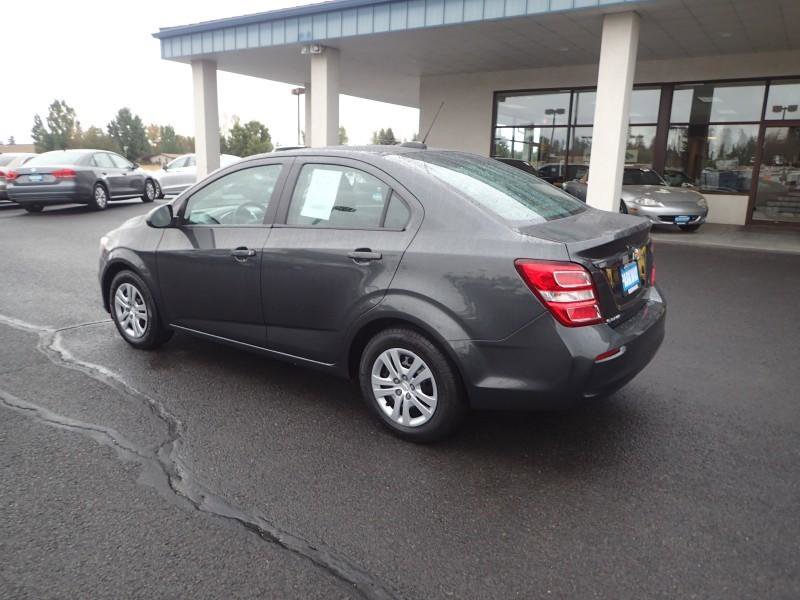 Used 2018 Chevrolet Sonic LS FWD image 3