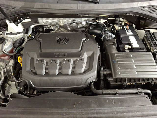 Used 2021 Volkswagen Tiguan SE R-Line image 28
