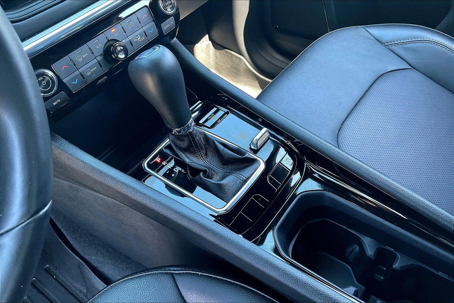 Used 2022 Jeep Compass High Altitude image 13