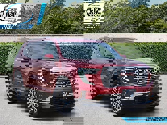 Used 2025 GMC Acadia Denali w/ LPO, Floor Liner Package image 1