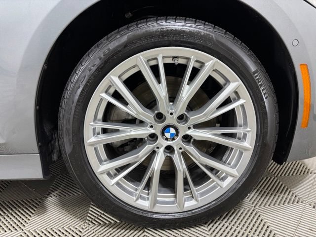 Used 2023 BMW 330i xDrive Sedan w/ Premium Package AWD/4WD image 23