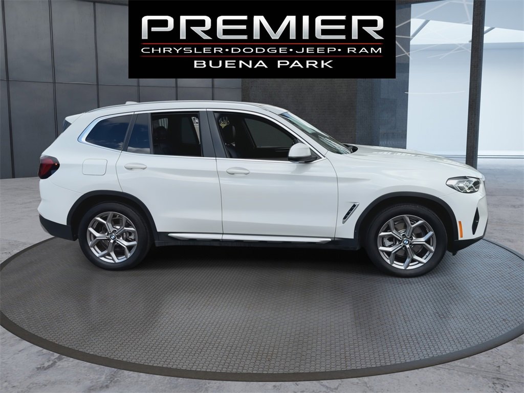 Used 2024 BMW X3 xDrive30i w/ Premium Essential Package image 9