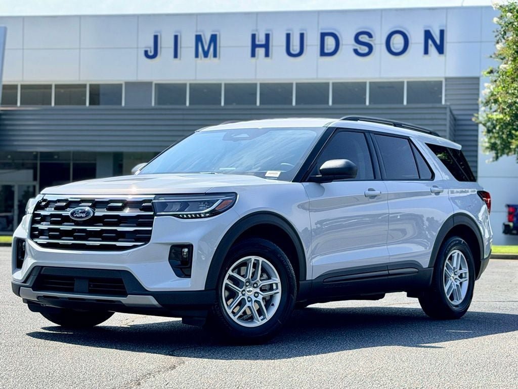 New 2026 Ford Explorer Active w/ Active Comfort Package RWD image 2