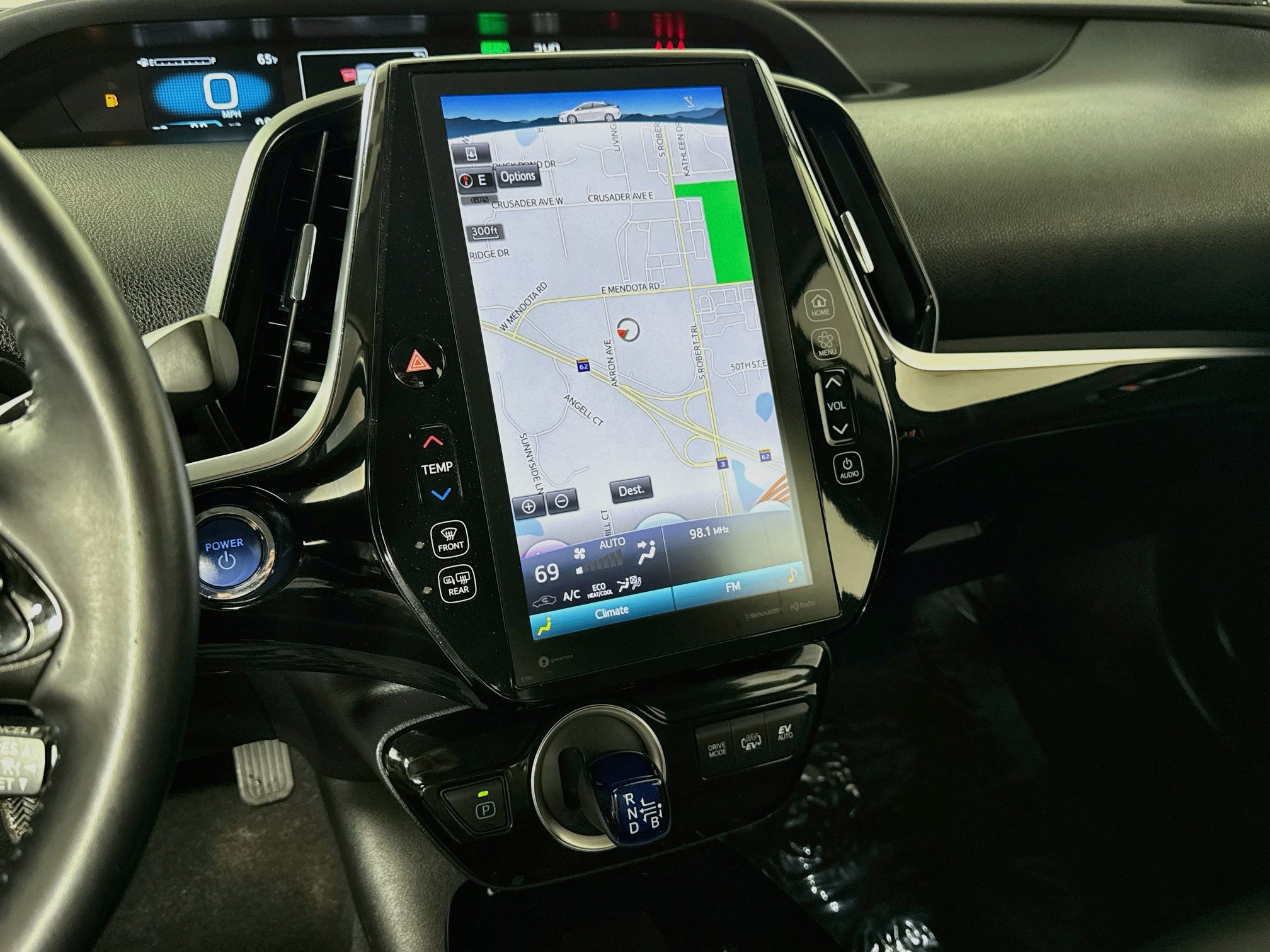 Certified 2022 Toyota Prius Prime XLE FWD image 14