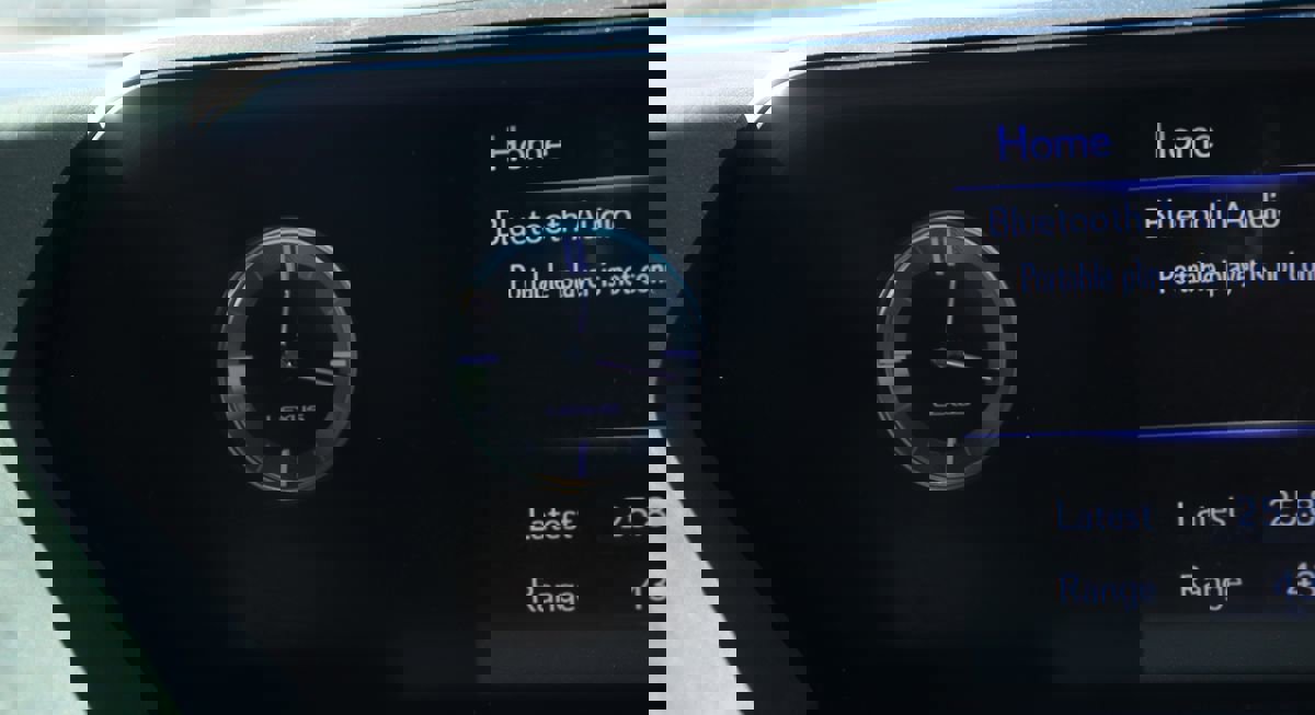 Used 2019 Lexus UX 200 F Sport w/ F Sport Premium Package image 49