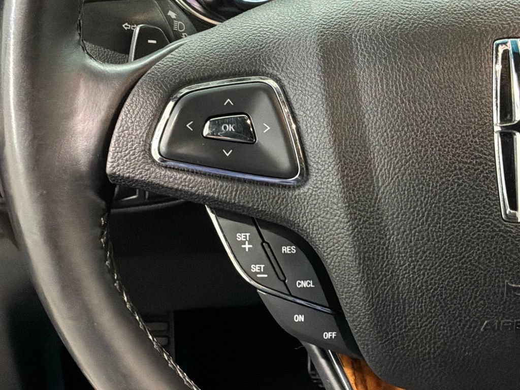 Used 2016 Lincoln MKX Select AWD/4WD image 9