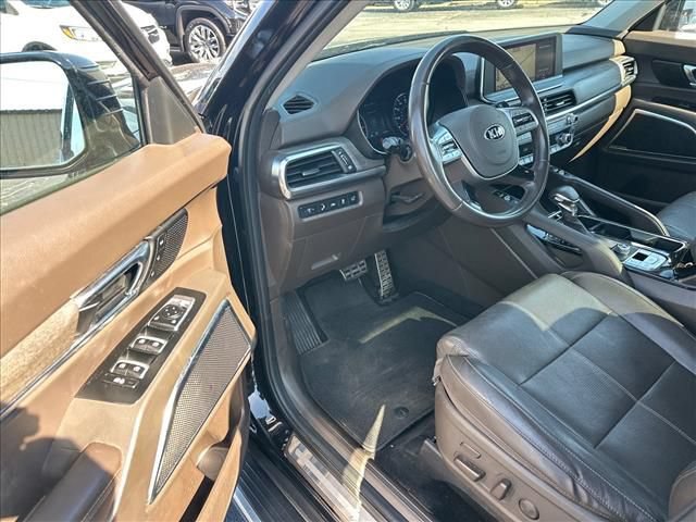 Used 2021 Kia Telluride SX w/ Towing Package FWD image 16
