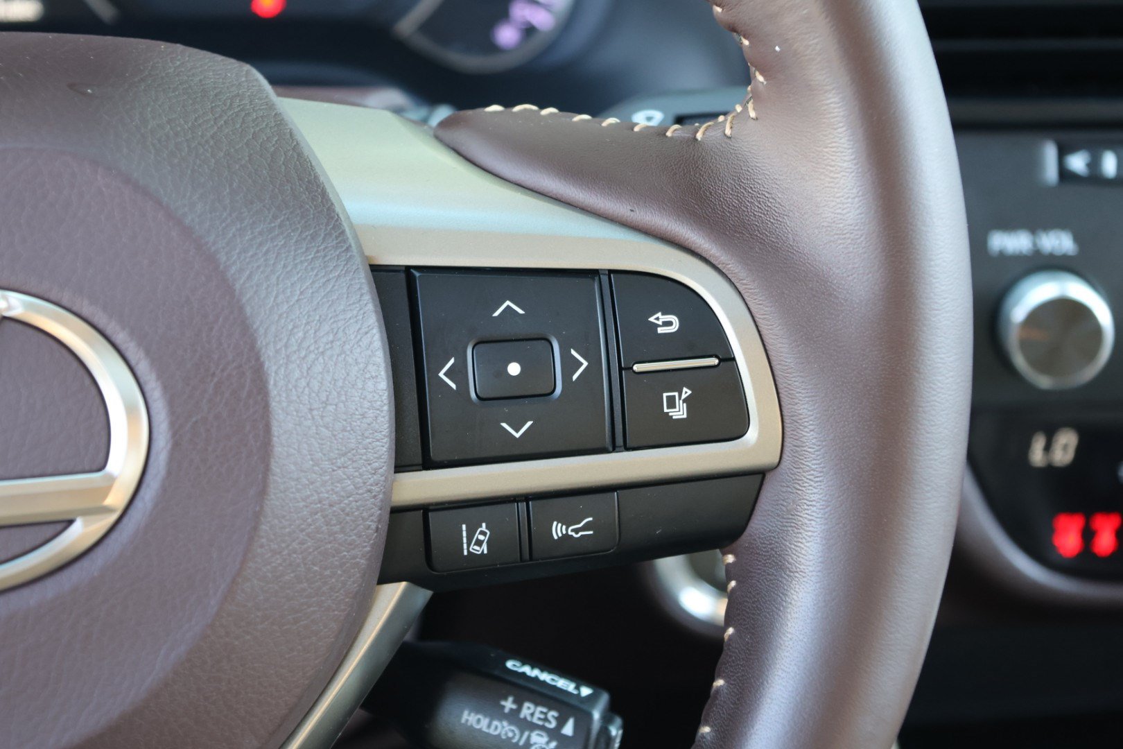 Used 2019 Lexus RX 350 FWD w/ Navigation Package image 31