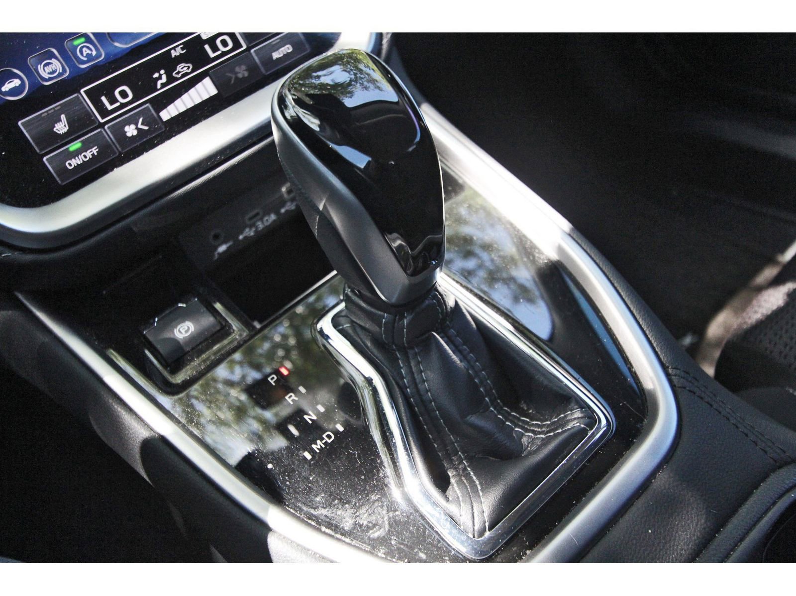 Certified 2024 Subaru Outback Premium image 26