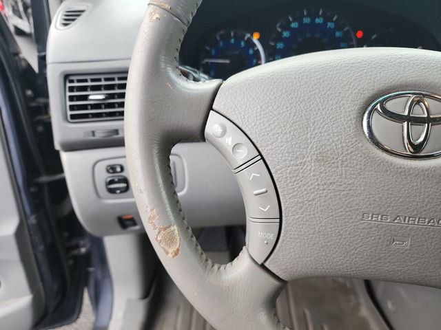Used 2009 Toyota Sienna XLE image 11
