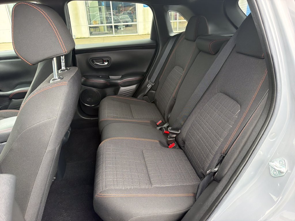 Used 2024 Honda HR-V Sport image 23