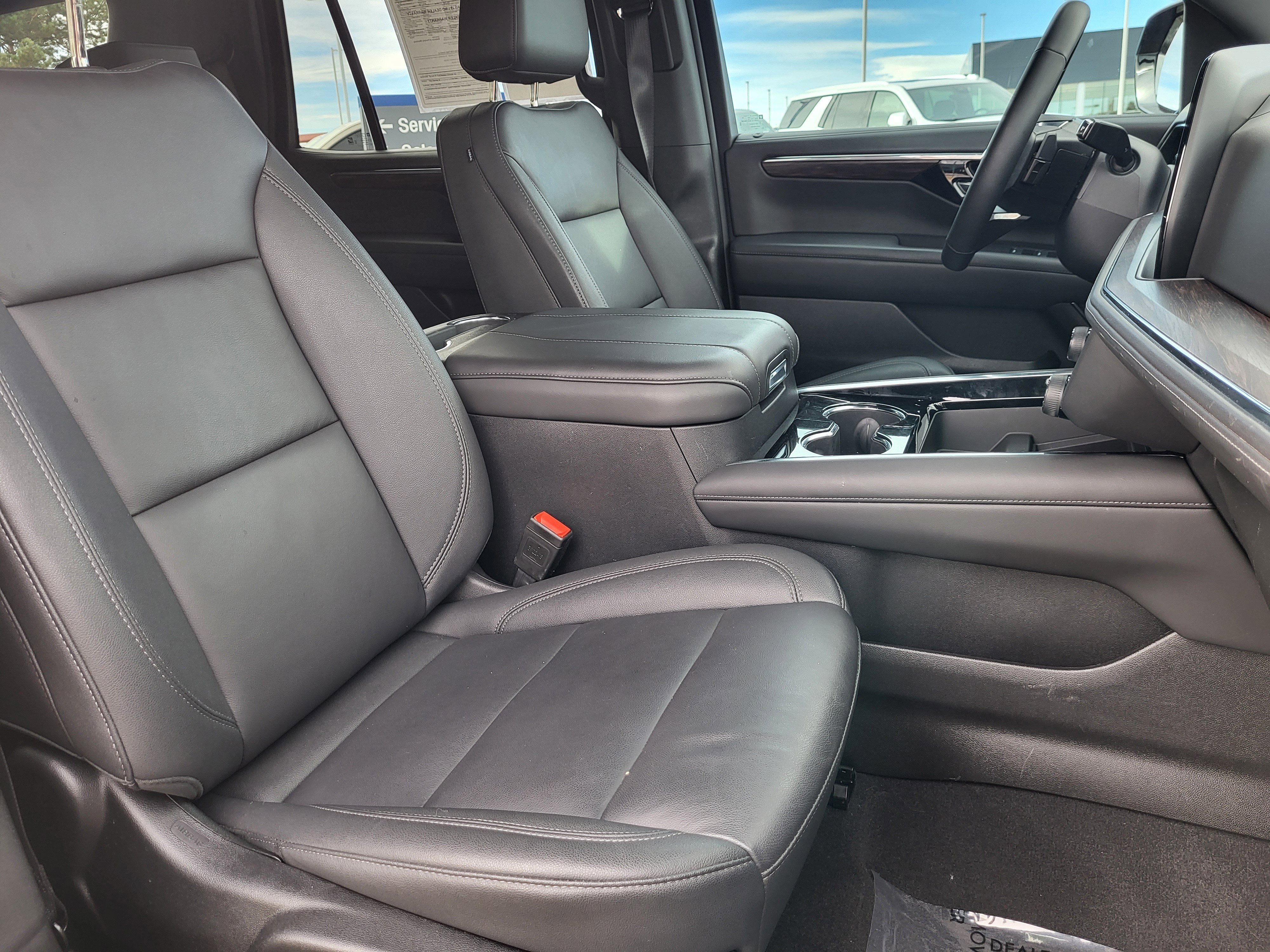 Certified 2025 Chevrolet Tahoe Z71 image 21