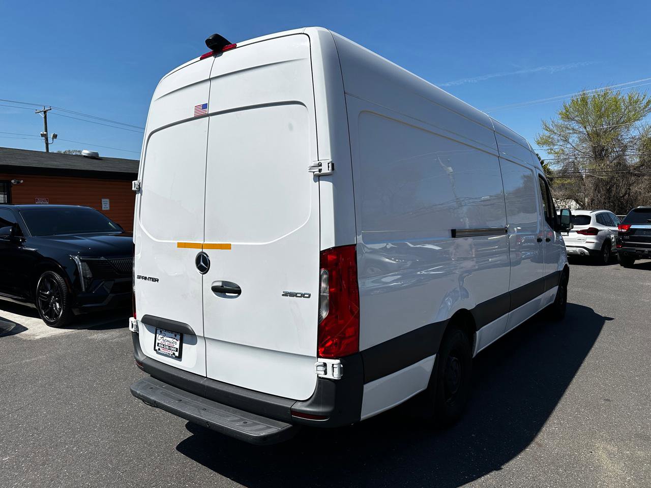 Used 2023 Mercedes-Benz Sprinter 1500 image 5