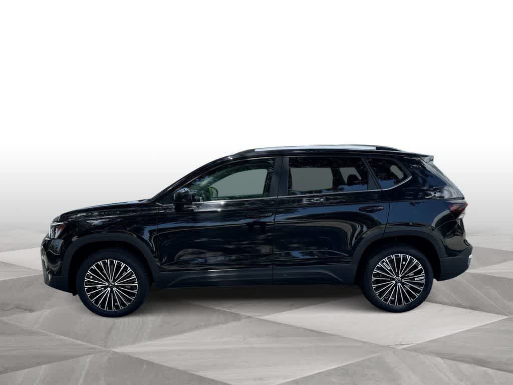 New 2026 Volkswagen Taos SE FWD image 5