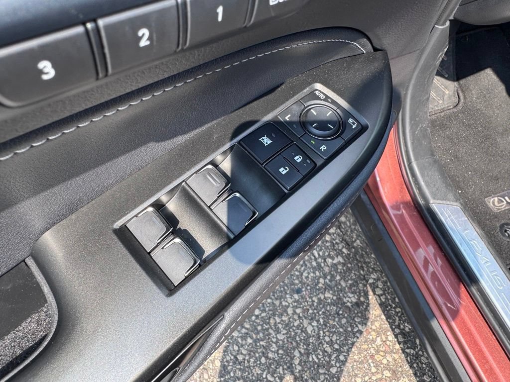 Certified 2025 Lexus NX 350 AWD w/ Premium Package image 15