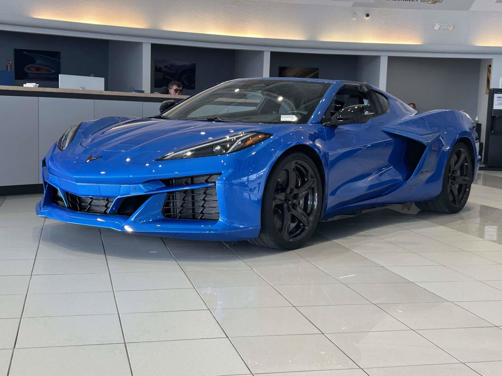 Used 2025 Chevrolet Corvette E-Ray w/ Stealth Interior Trim Package AWD/4WD image 3
