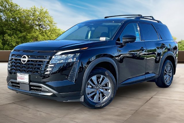 New 2026 Nissan Pathfinder SV w/ Cargo Package FWD image 2