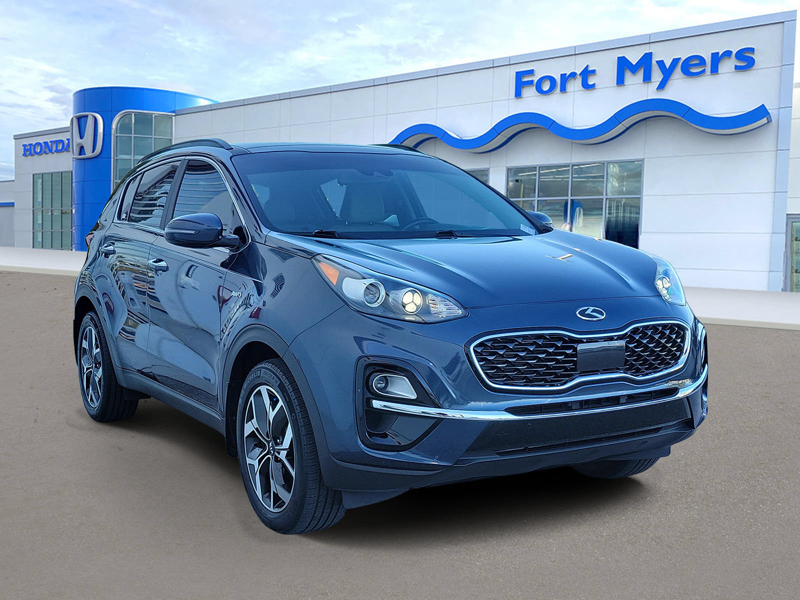 Used 2022 Kia Sportage EX w/ EX Technology Package AWD/4WD image 1