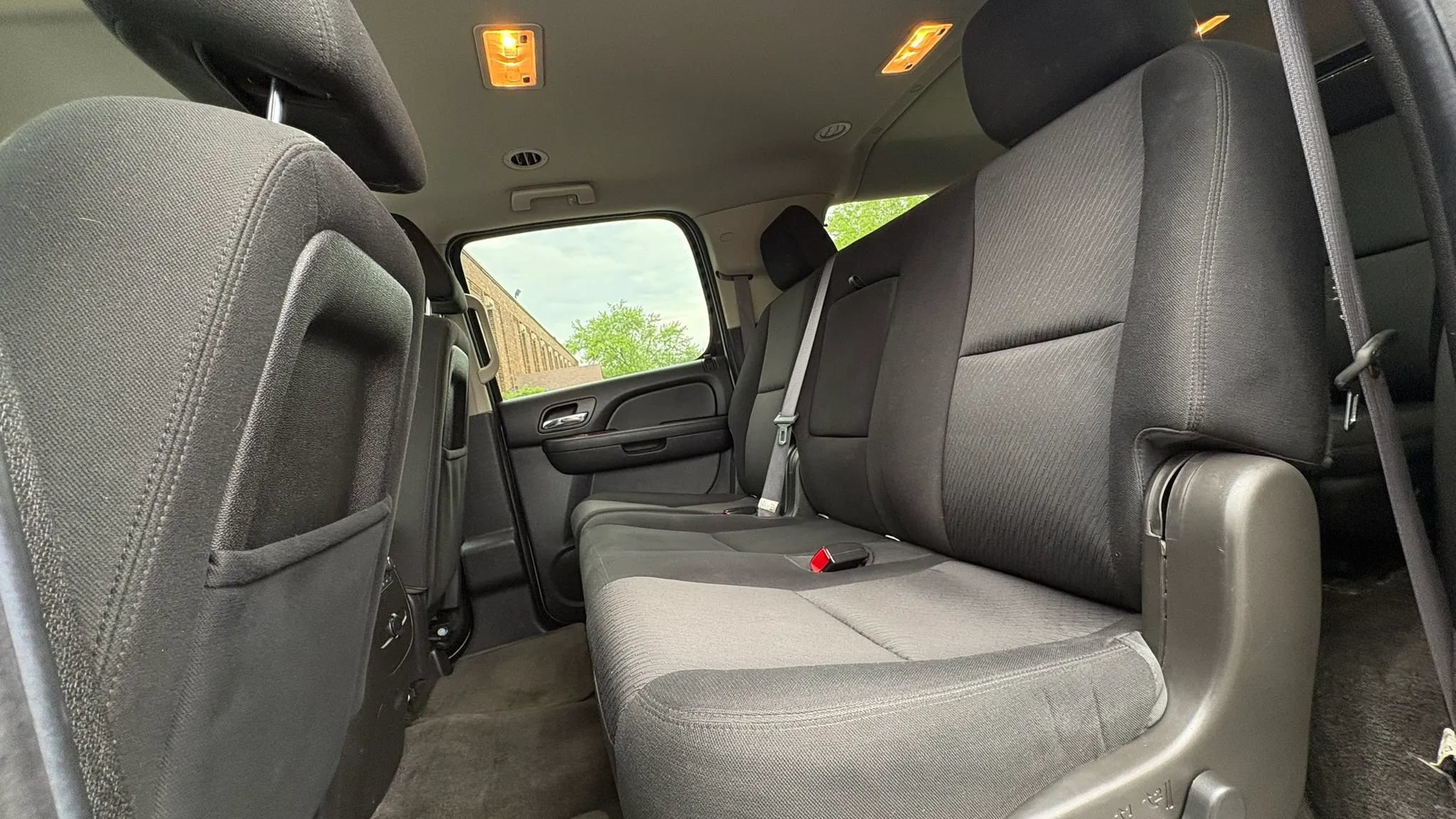 Used 2014 Chevrolet Suburban LS w/ All-Star Edition AWD/4WD image 24