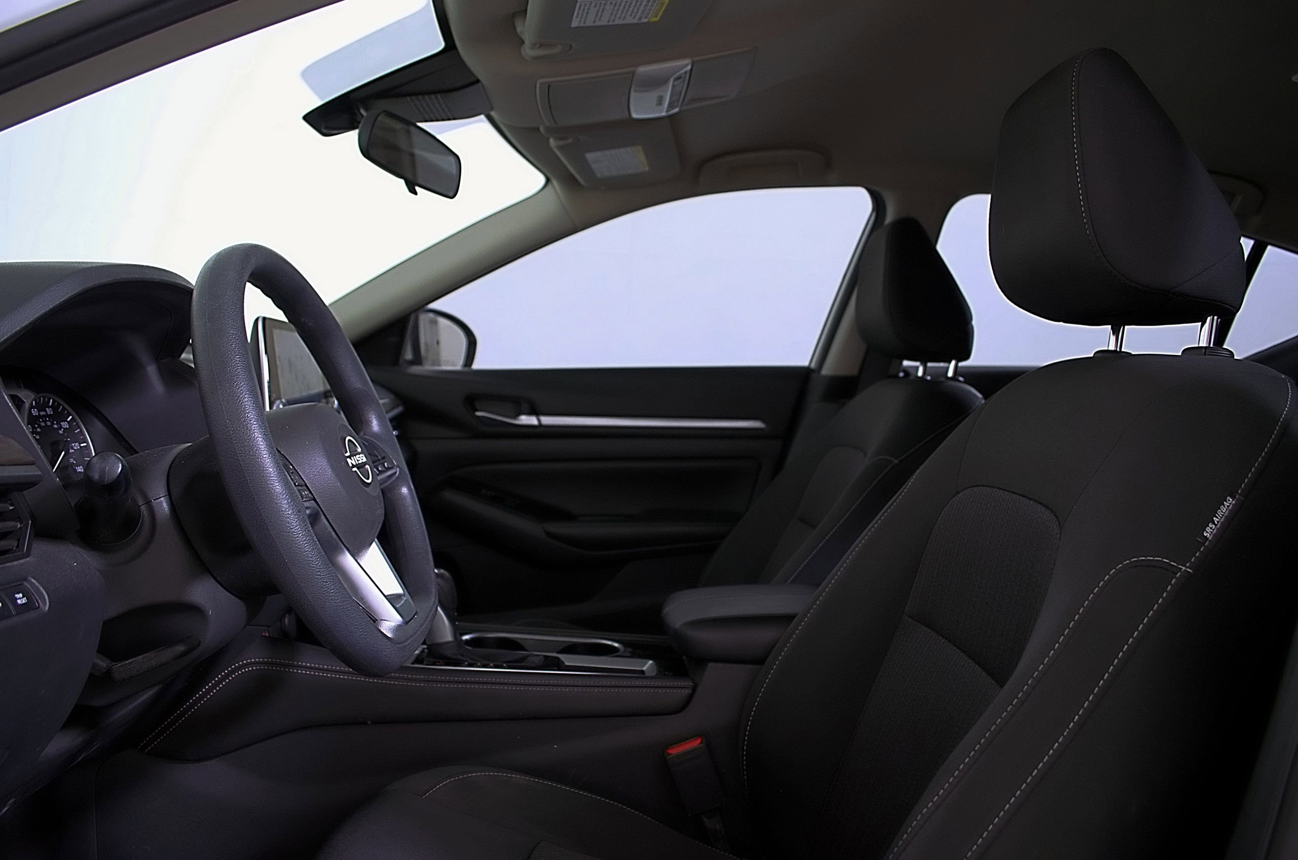 Used 2023 Nissan Altima 2.5 SV FWD image 21