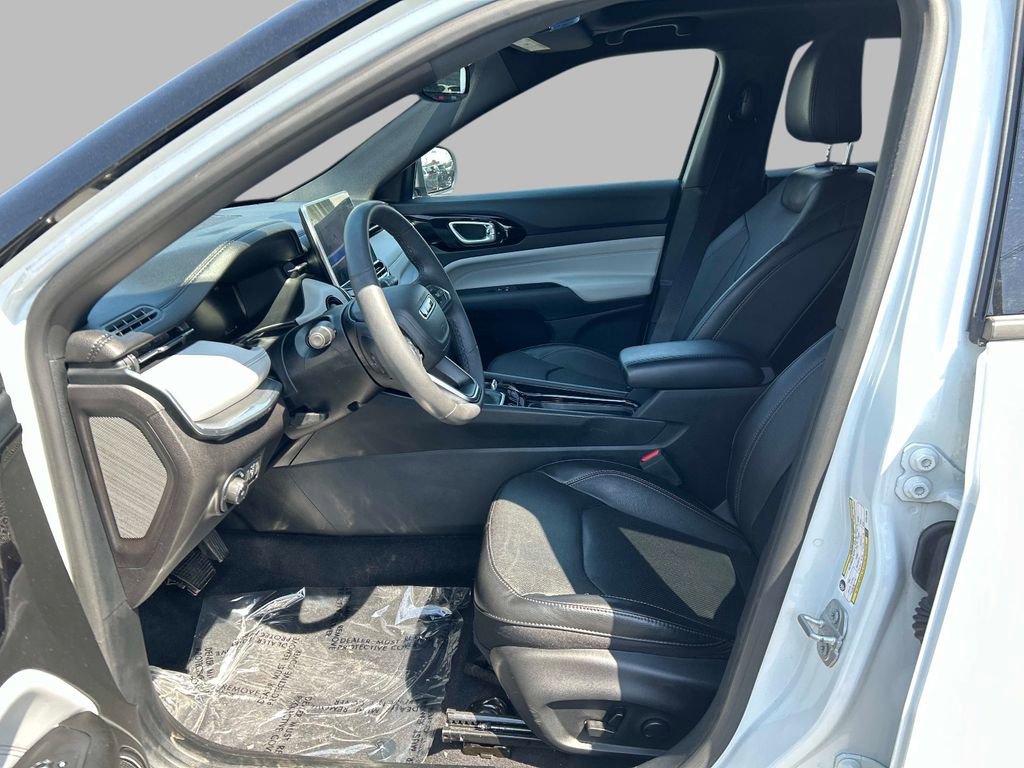 Used 2023 Jeep Compass Limited w/ Elite Group image 12