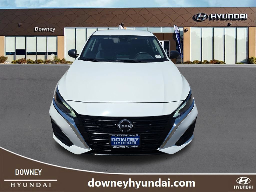 Used 2025 Nissan Altima 2.5 S FWD image 8