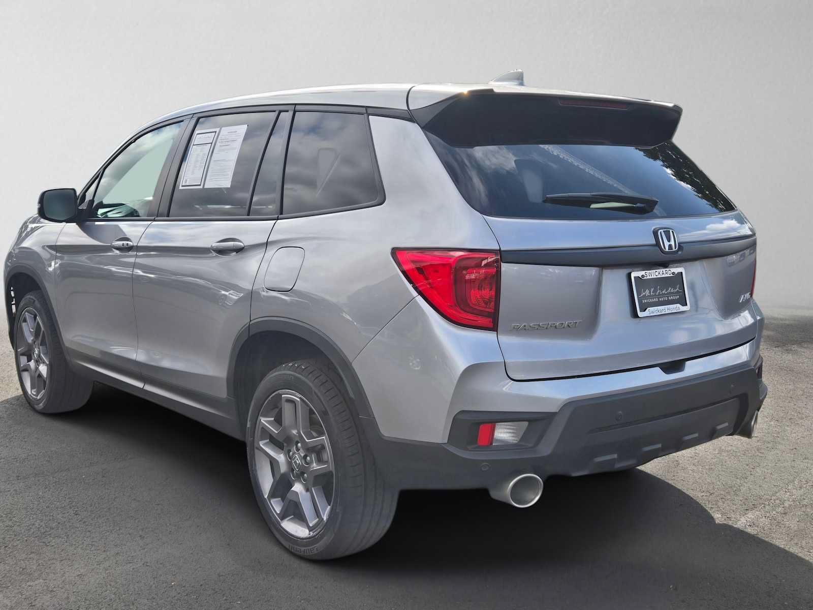 Used 2023 Honda Passport EX-L image 5
