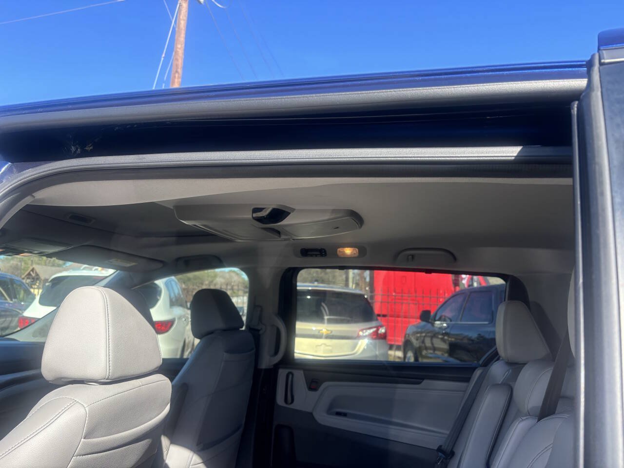 Used 2023 Honda Odyssey Touring image 18