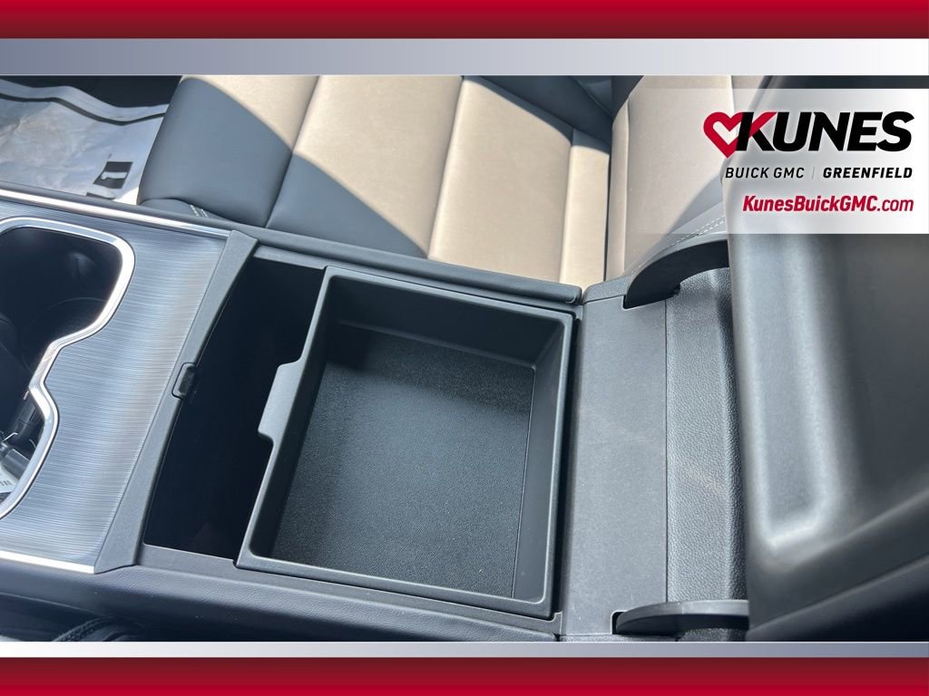 New 2025 GMC Acadia Elevation w/ Elevation Premium Package image 31