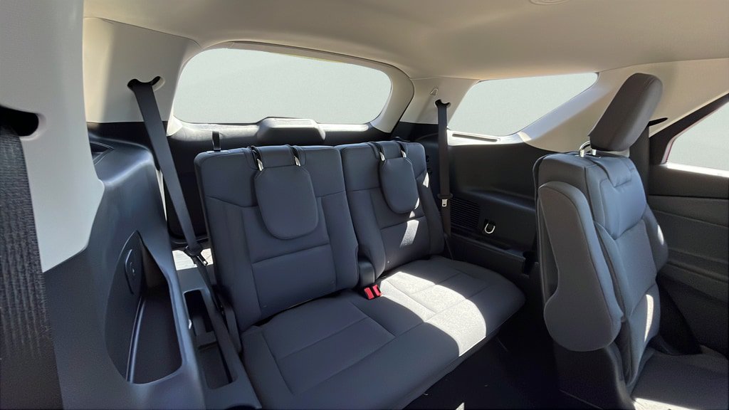 New 2026 Ford Explorer Active AWD/4WD image 20