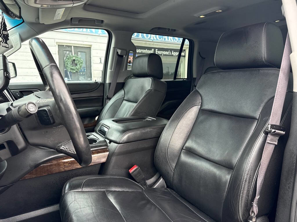 Used 2017 Chevrolet Tahoe LT image 11