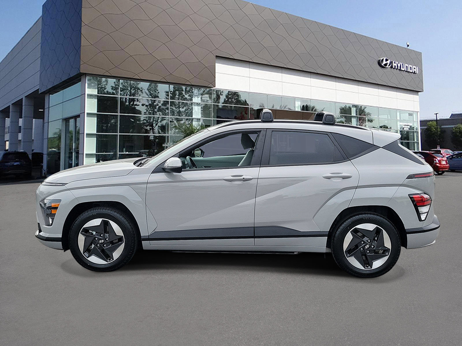 Certified 2024 Hyundai Kona SEL FWD image 3